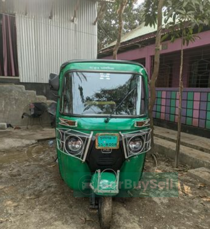 Bajaj RE CNG বিক্রি করা হবে